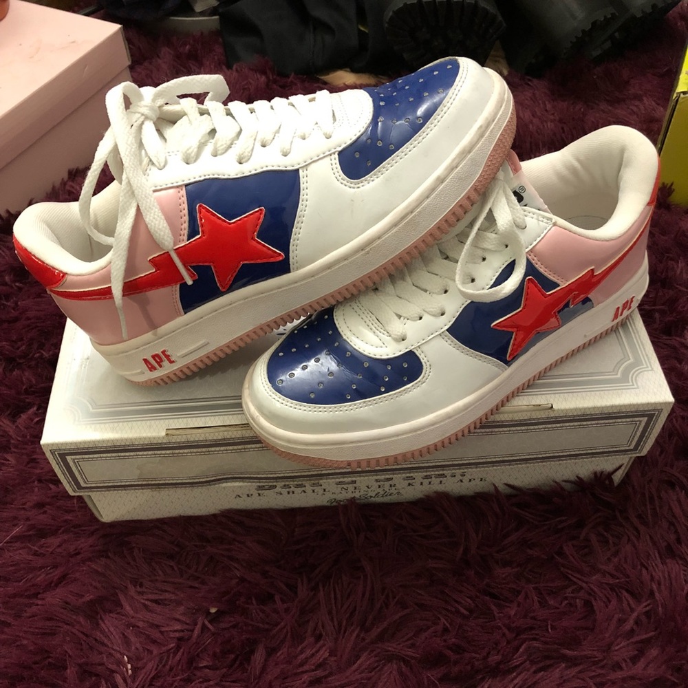 A bathing ape bapesta sneakers